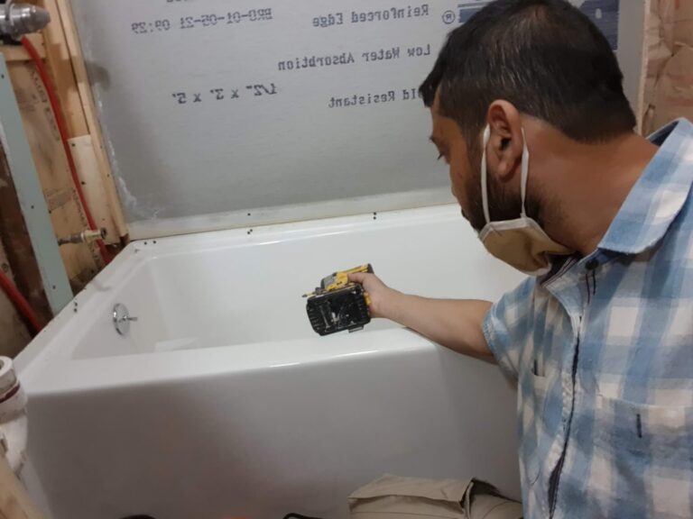 Best construction companies in Brooklyn NY - Noor Construction expert at work on renovation project"